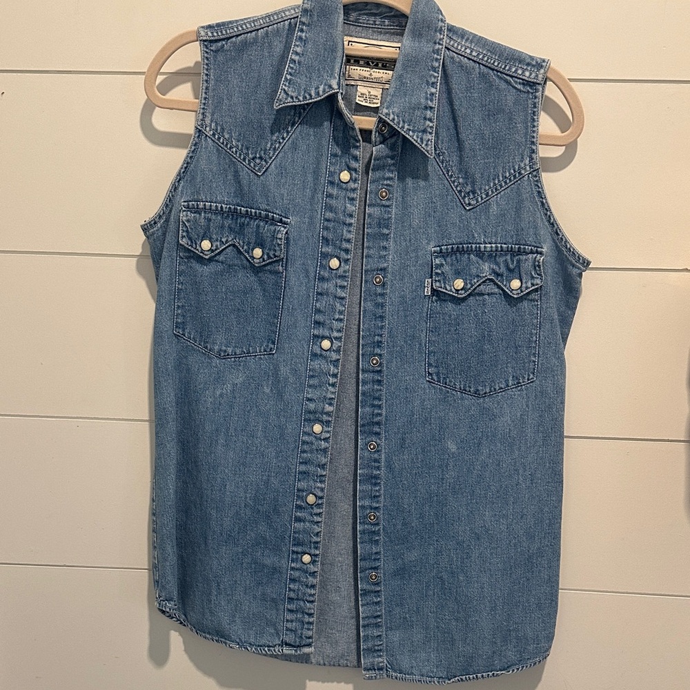 Western Style Denim Sleeveless Shirt